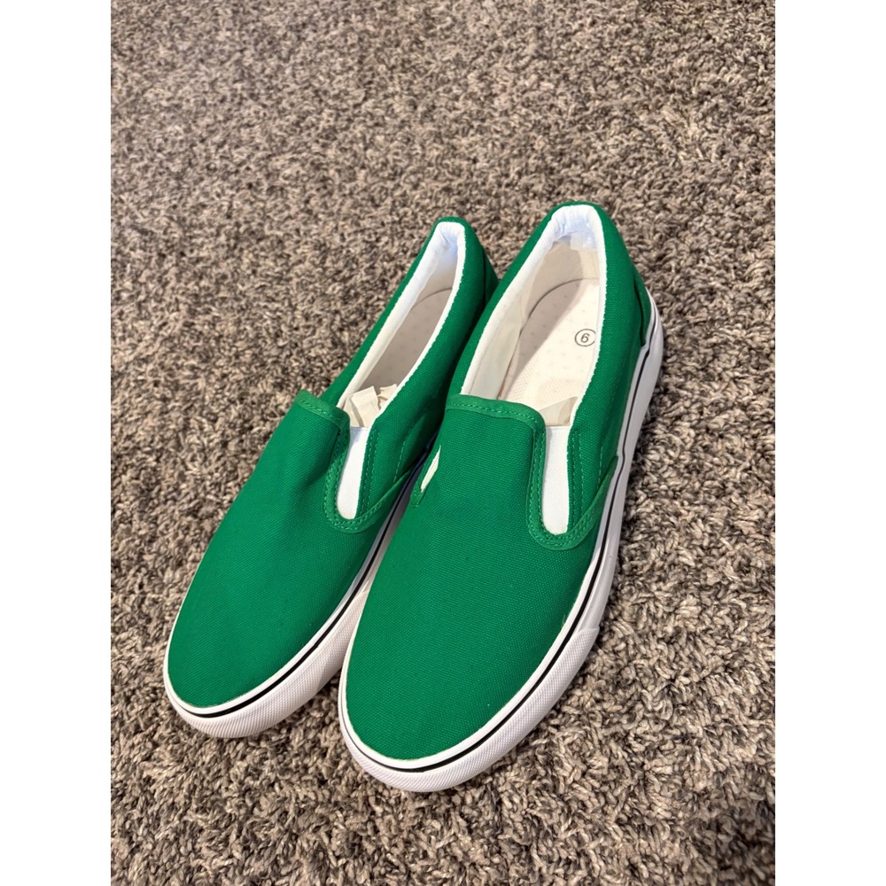 Unbranded Green Canvas Slip On Sneakers Low Top Skater Shoes Size 9